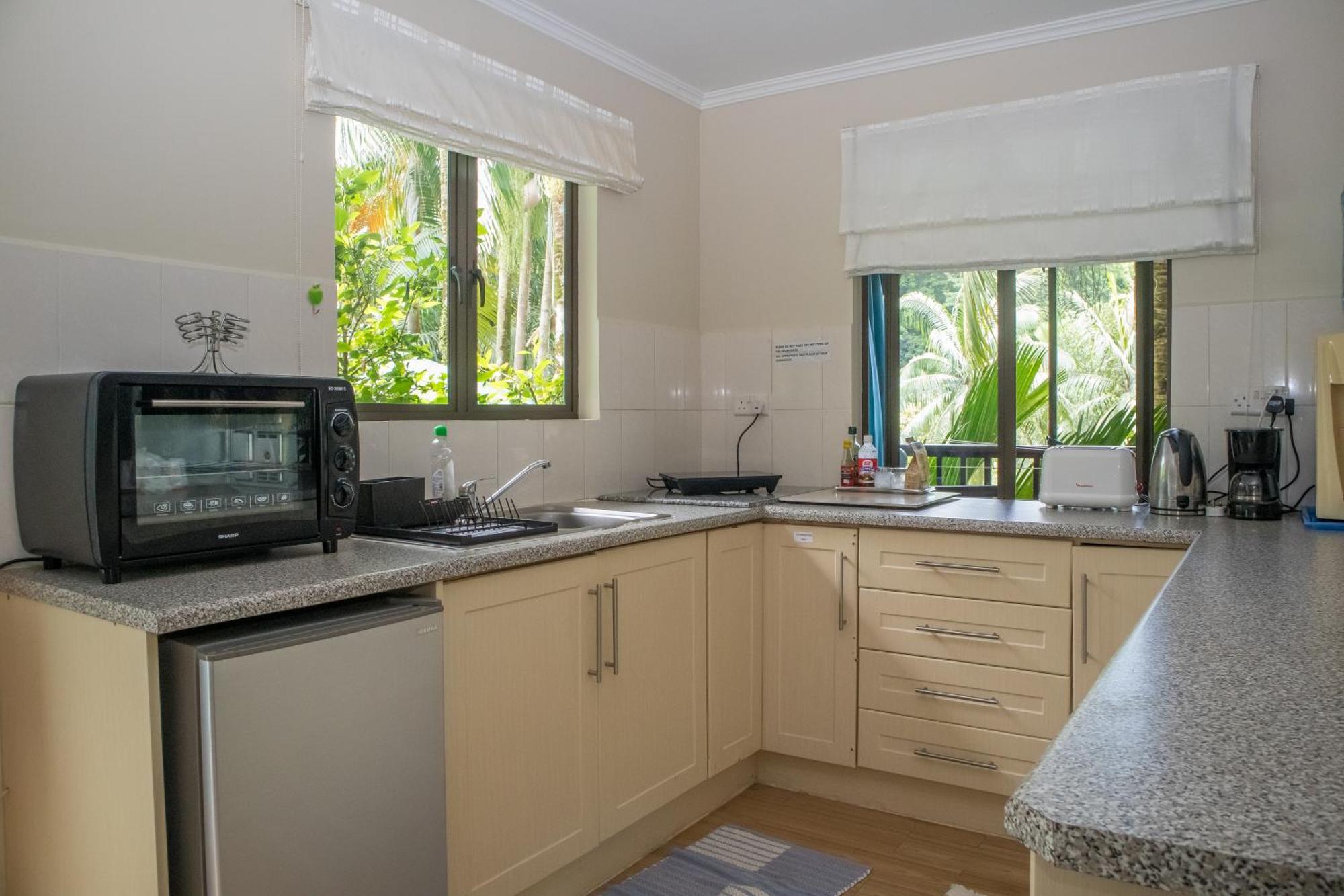 הוילה Baie Lazare  Hillside Retreat מראה חיצוני תמונה
