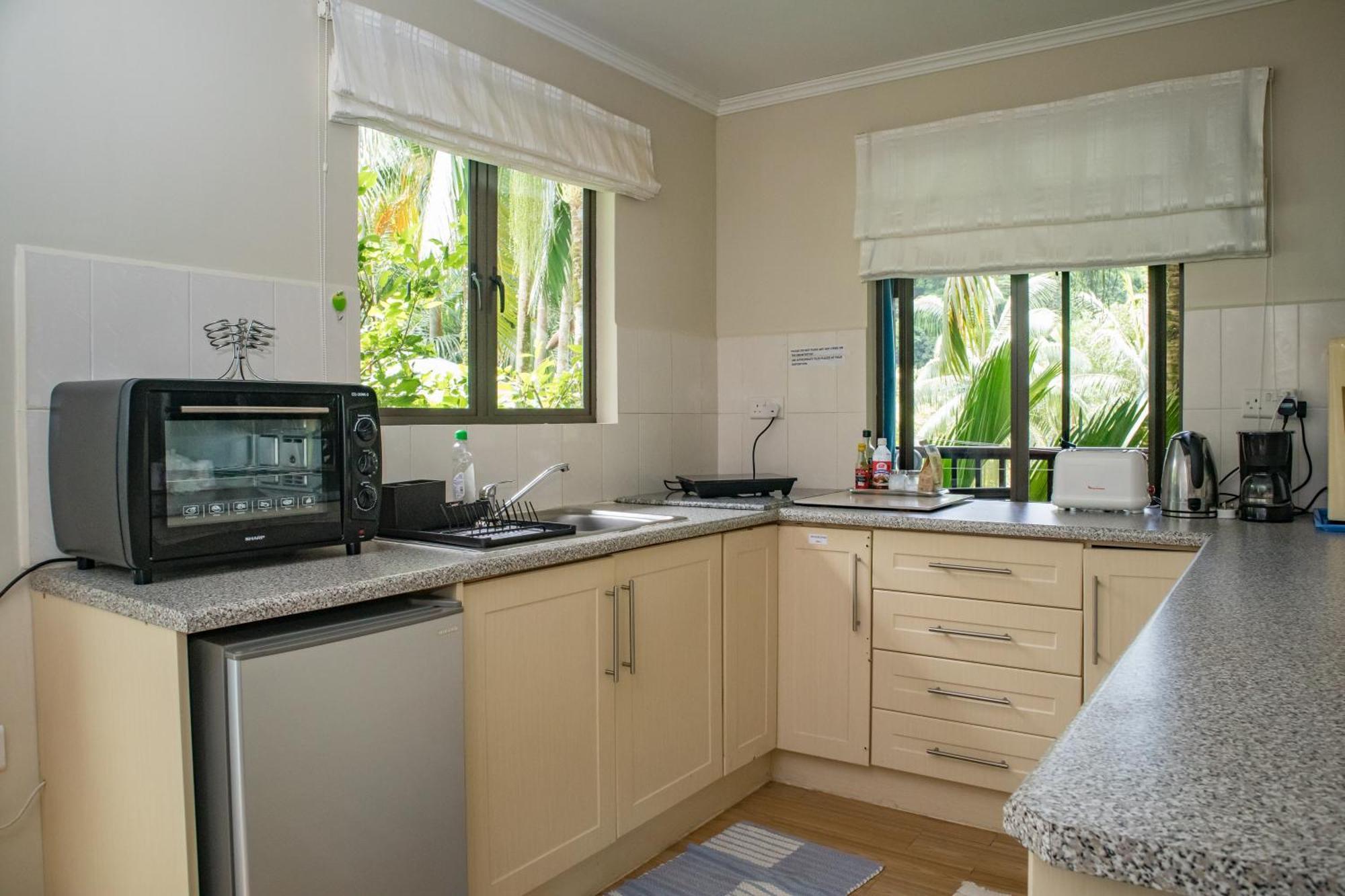הוילה Baie Lazare  Hillside Retreat מראה חיצוני תמונה